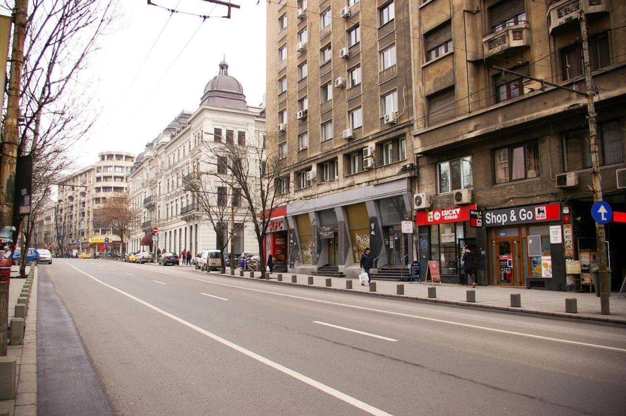 Cozy Old Town Apartment - Free Minibar Bucureşti Ngoại thất bức ảnh